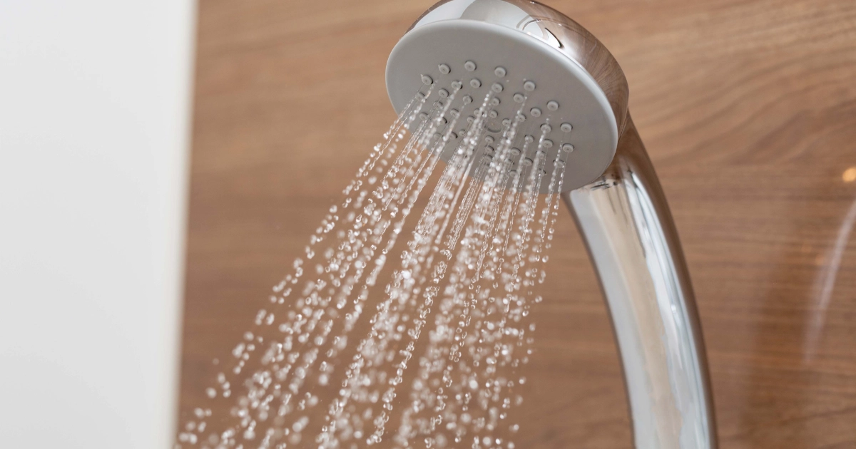 賃貸物件の風呂場にあるシャワー水栓