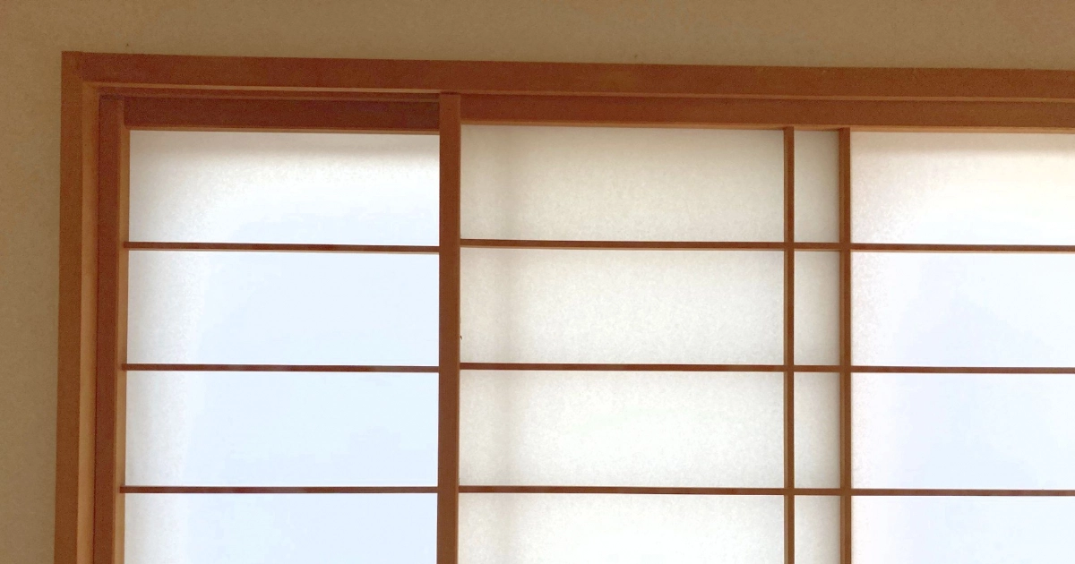 退去前のハウスクリーニングで綺麗になった賃貸物件の障子