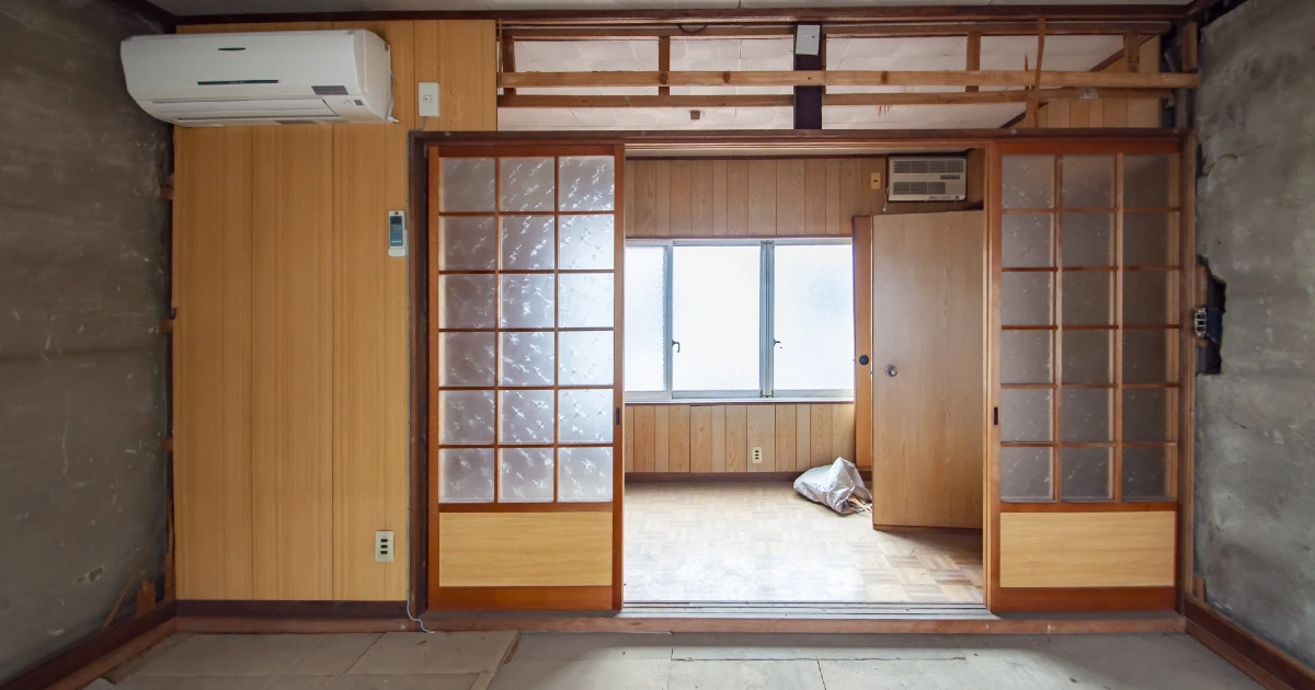 経年劣化が進んだ賃貸物件の室内の状態