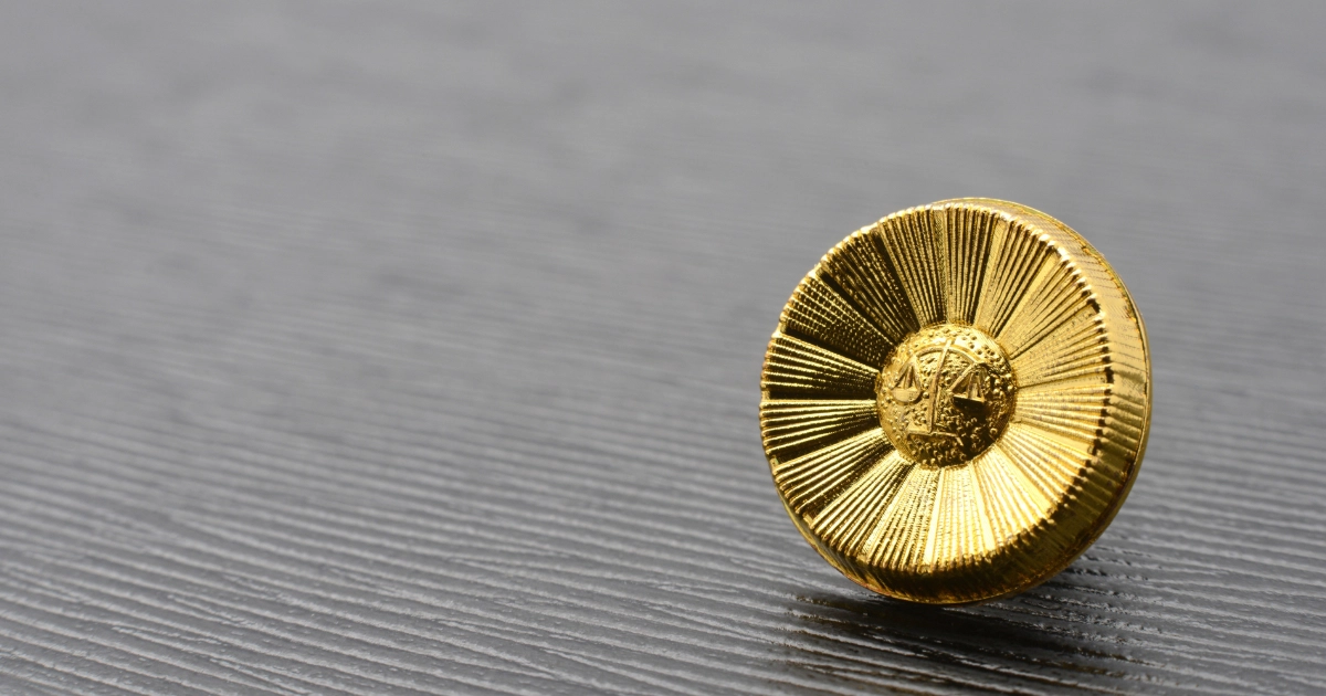 退去費用・原状回復の問題を相談できる弁護士のバッジ